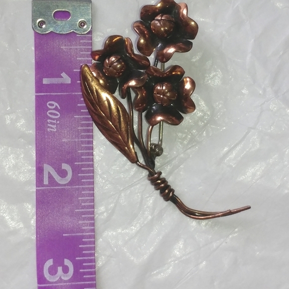 VINTAGE GENUINE COPPER TRIPLE FLOWER PIN - 2 1/2" LONG - Picture 5 of 5